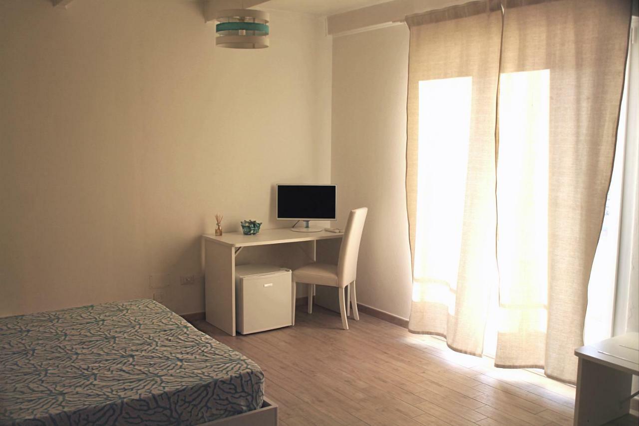 B&B Le Tre Spiagge Calasetta Zewnętrze zdjęcie